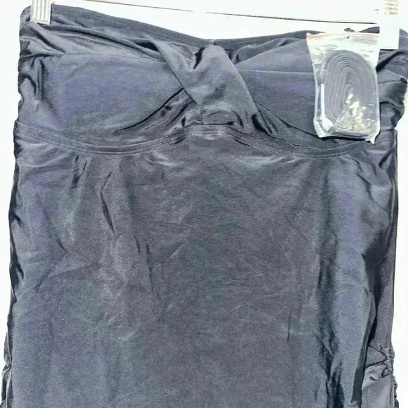 NWT! Liz Lange Maternity Black Swimsuit for Woman Size S - Picture 4 of 10